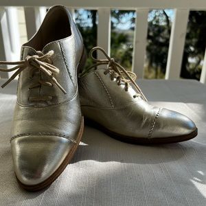 Cole Haan Gold Go To Oxford Flats size 6.5